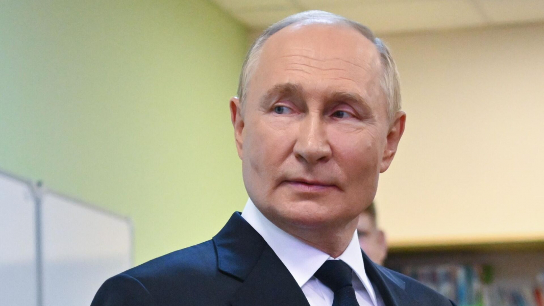 Путин приехал на площадку «СТЦ», где производят БПЛА и комплексы РЭБ